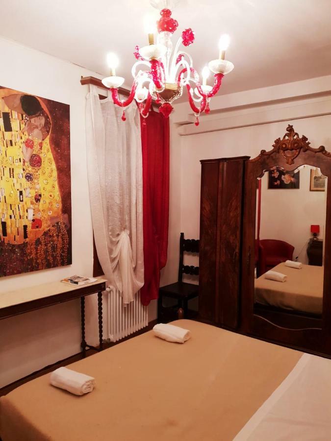 Casa Di Adel Hotel Venetië Buitenkant foto