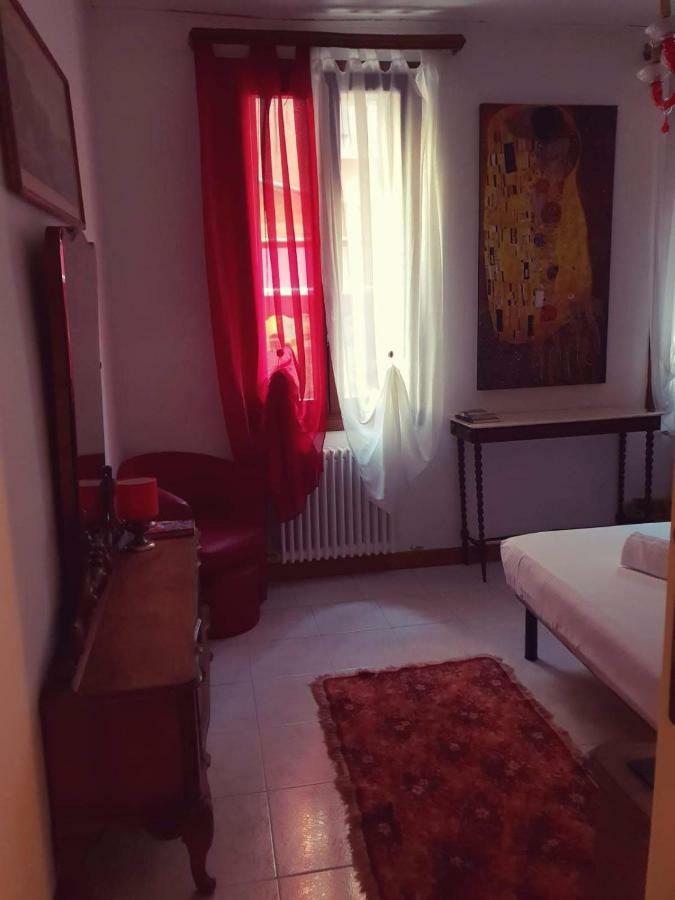Casa Di Adel Hotel Venetië Buitenkant foto